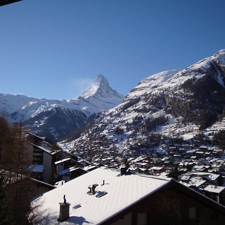 Ferienwohnung Haus St.Martin Zermatt Zimmer foto